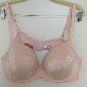 NWOT Torrid pink flowered bra